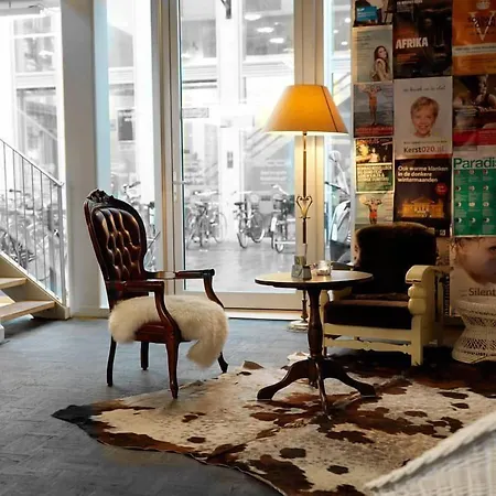 Hotel Q-factory 3*