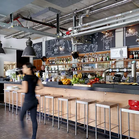 Отель Q-factory 3*