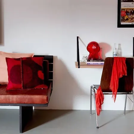 Q-factory Hotel 3*
