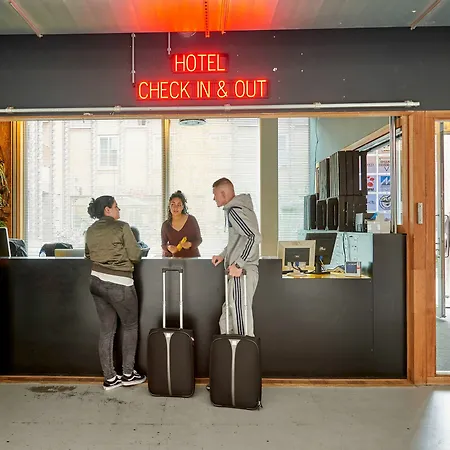 Hotel Q-factory