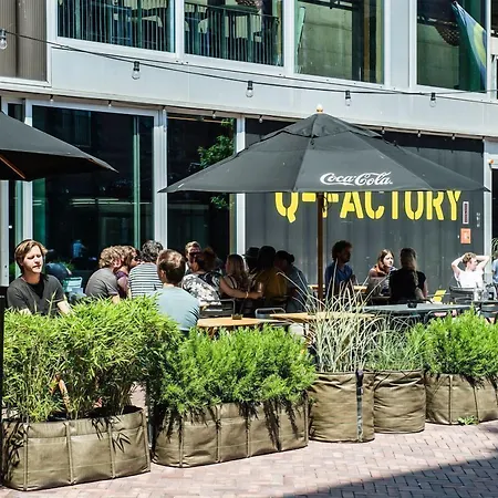 Q-factory Отель