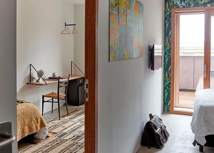 Q-factory Отель 3*