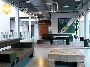 Q-factory 3* Амстердам