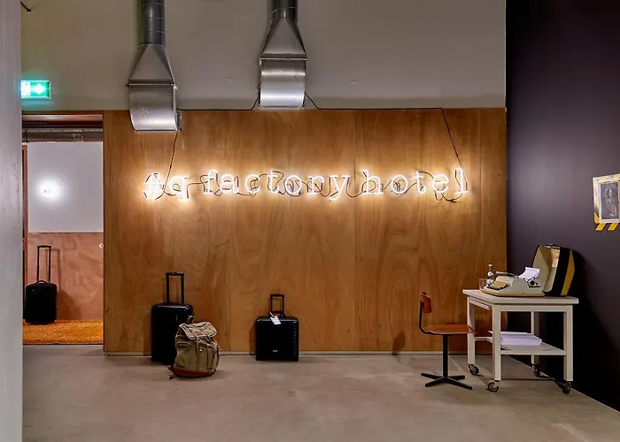 Q-factory Отель 3*