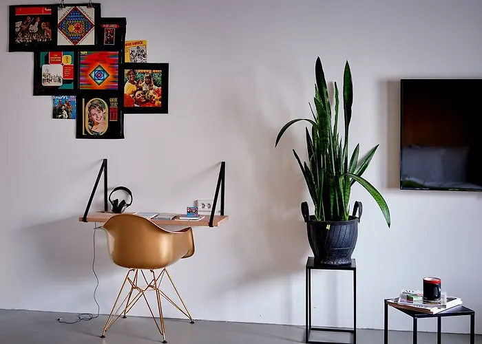 Отель Q-factory 3*